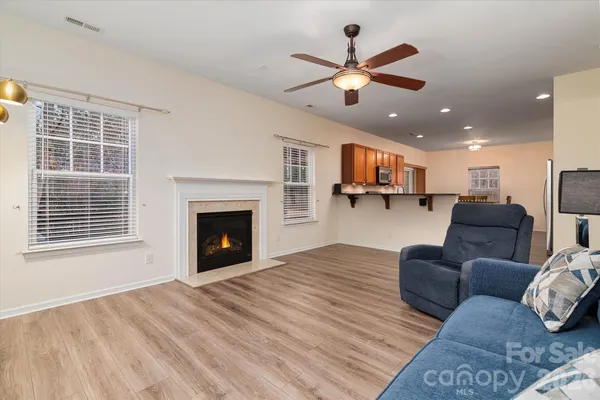 $479,900 | 10513 Dominion Village Drive, Charlotte, NC 28269