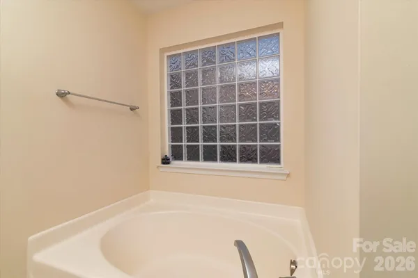 $479,900 | 10513 Dominion Village Drive, Charlotte, NC 28269