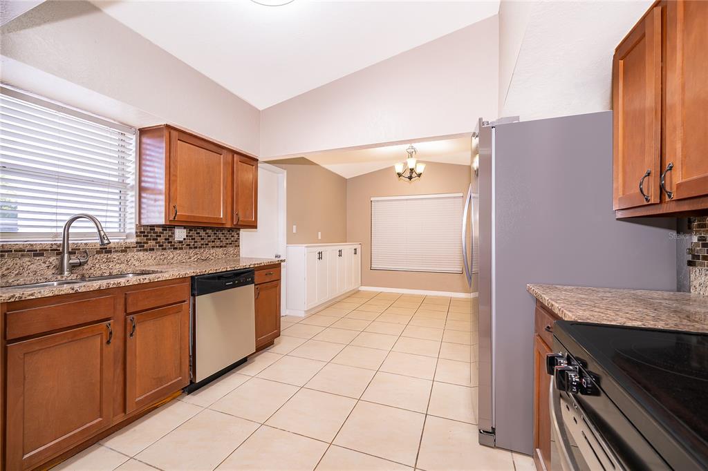 3913 Pine Ridge Road Orlando, FL 32808 - Photo 13 of 28 Gallery Image 13
