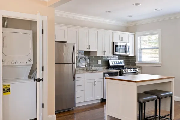 $2,700 | 47 Notre Dame Street, Unit 1, Boston, MA 02119