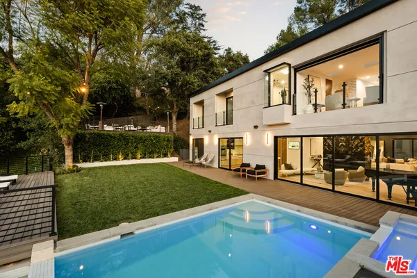 $4,999,999 | 3208 Oakley Drive, Los Angeles, CA 90068