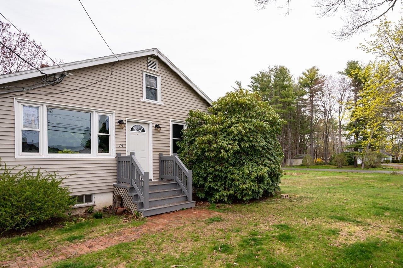 44 Plaisted Road York, ME 03909 - Photo 3 of 29 Gallery Image 3