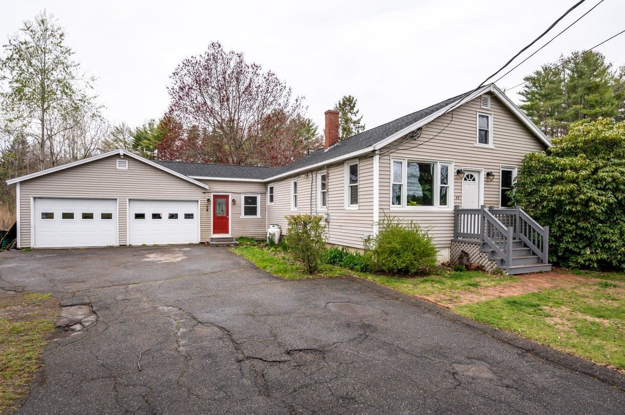 44 Plaisted Road York, ME 03909 - Photo 4 of 29 Gallery Image 4