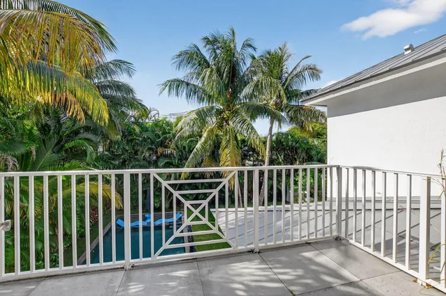 $12,999 | 200 Northwest 10th Street, Boca Raton, FL 33432