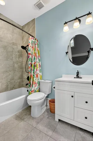 $12,999 | 200 Northwest 10th Street, Boca Raton, FL 33432