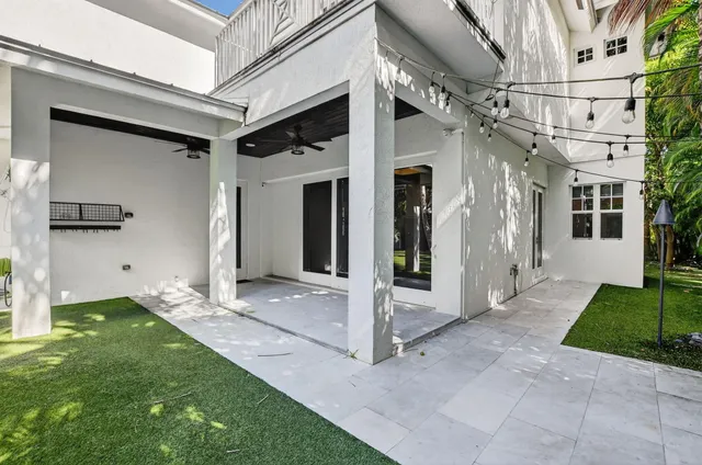 $12,999 | 200 Northwest 10th Street, Boca Raton, FL 33432