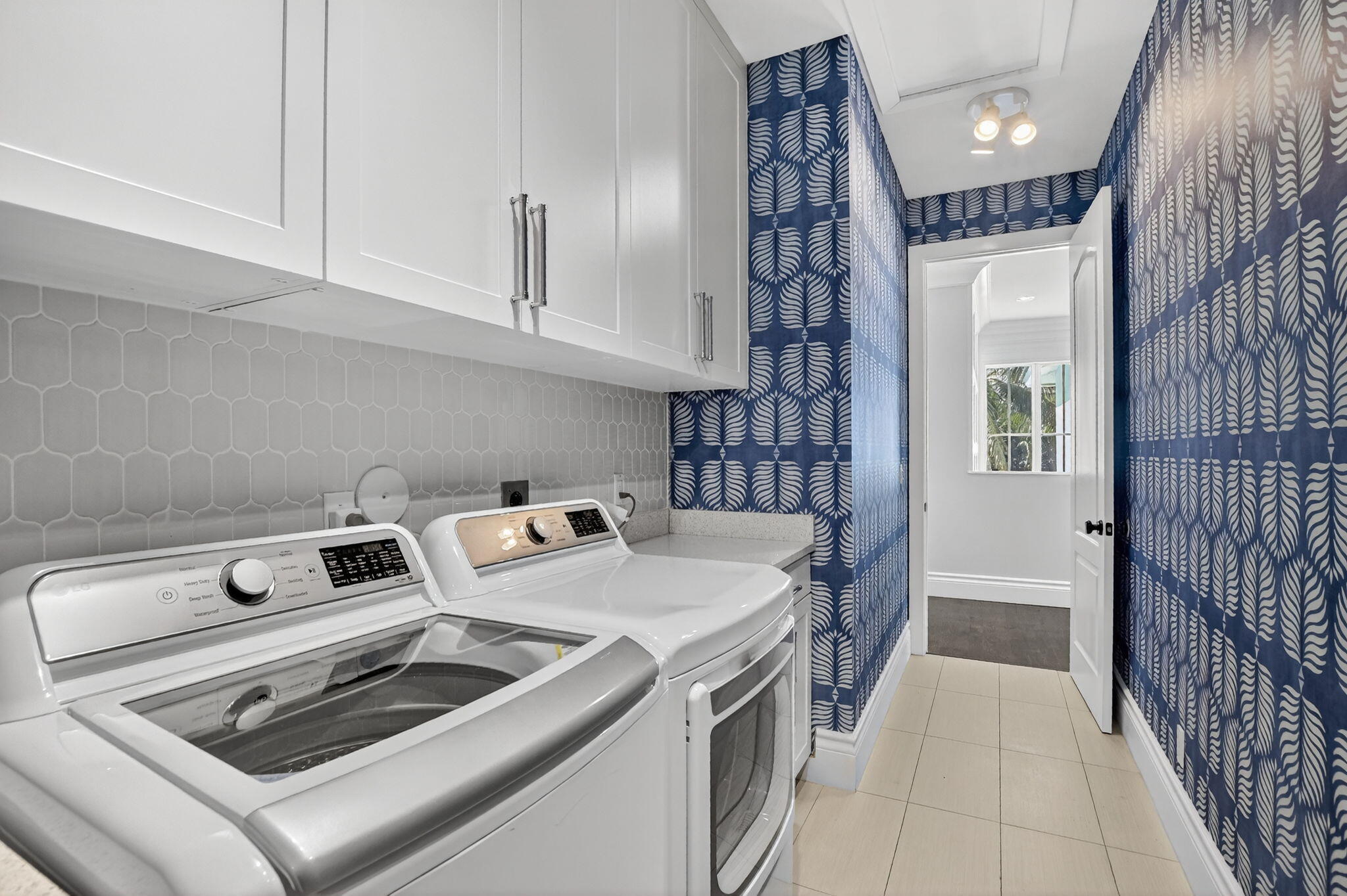 200 Northwest 10th Street Boca Raton, FL 33432 - Photo 75 of 83 63-web-or-mls-DSC_3313