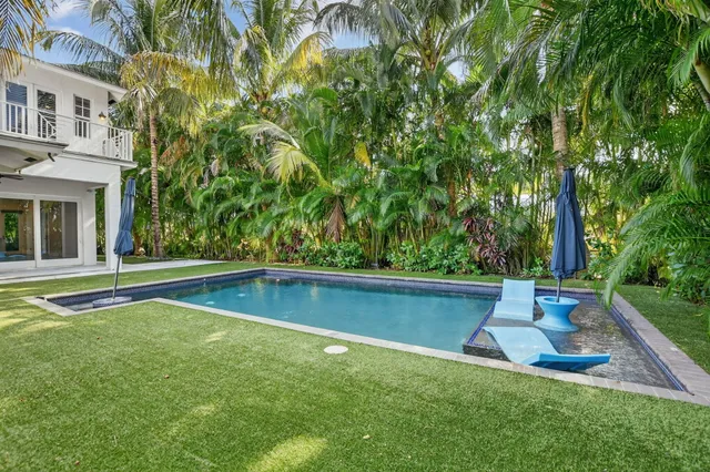 $12,999 | 200 Northwest 10th Street, Boca Raton, FL 33432