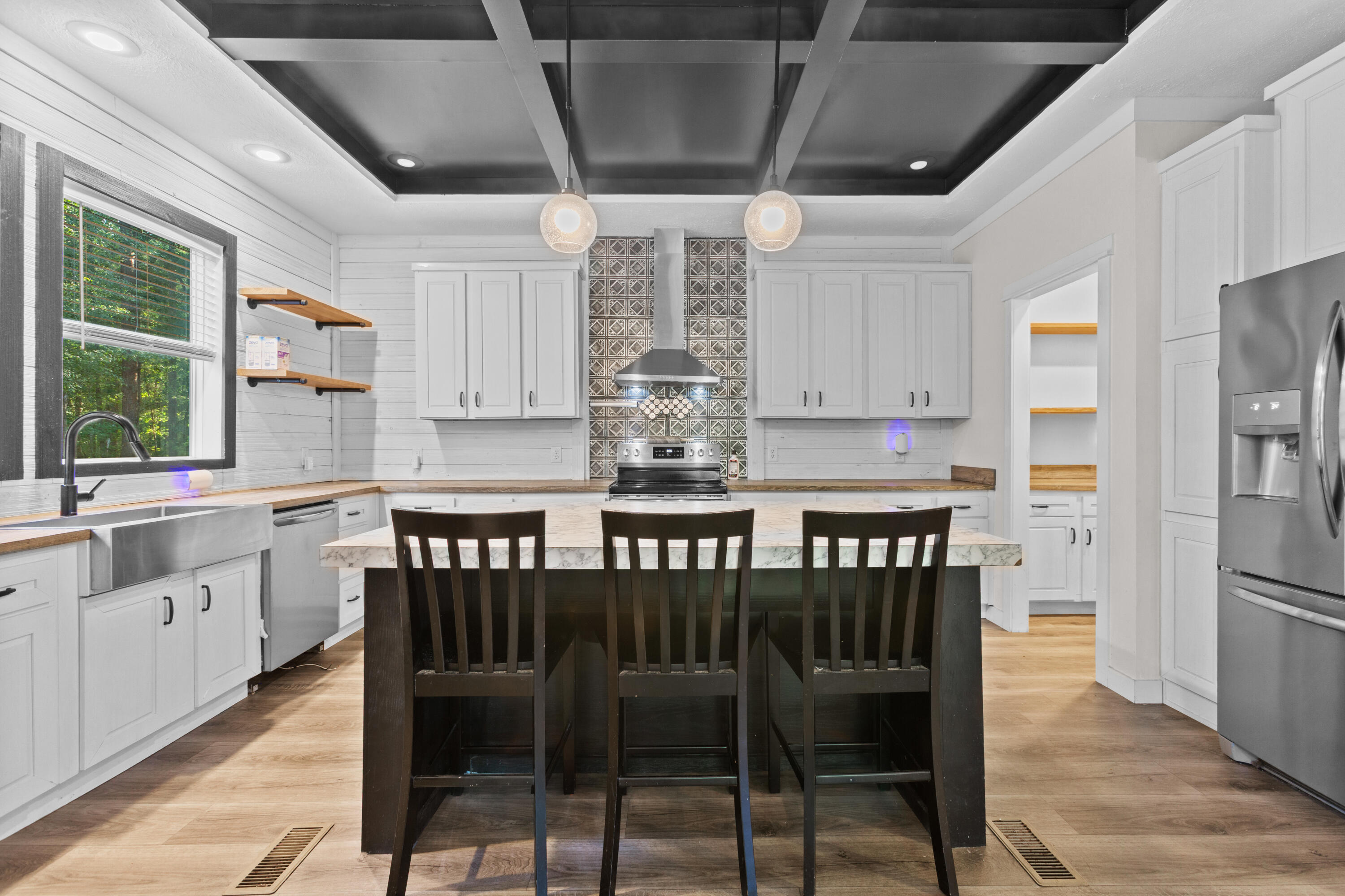 404 Marion Road Dorchester, SC 29437 - Photo 4 of 24 404Marion.NicoleBurbagePhoto-3