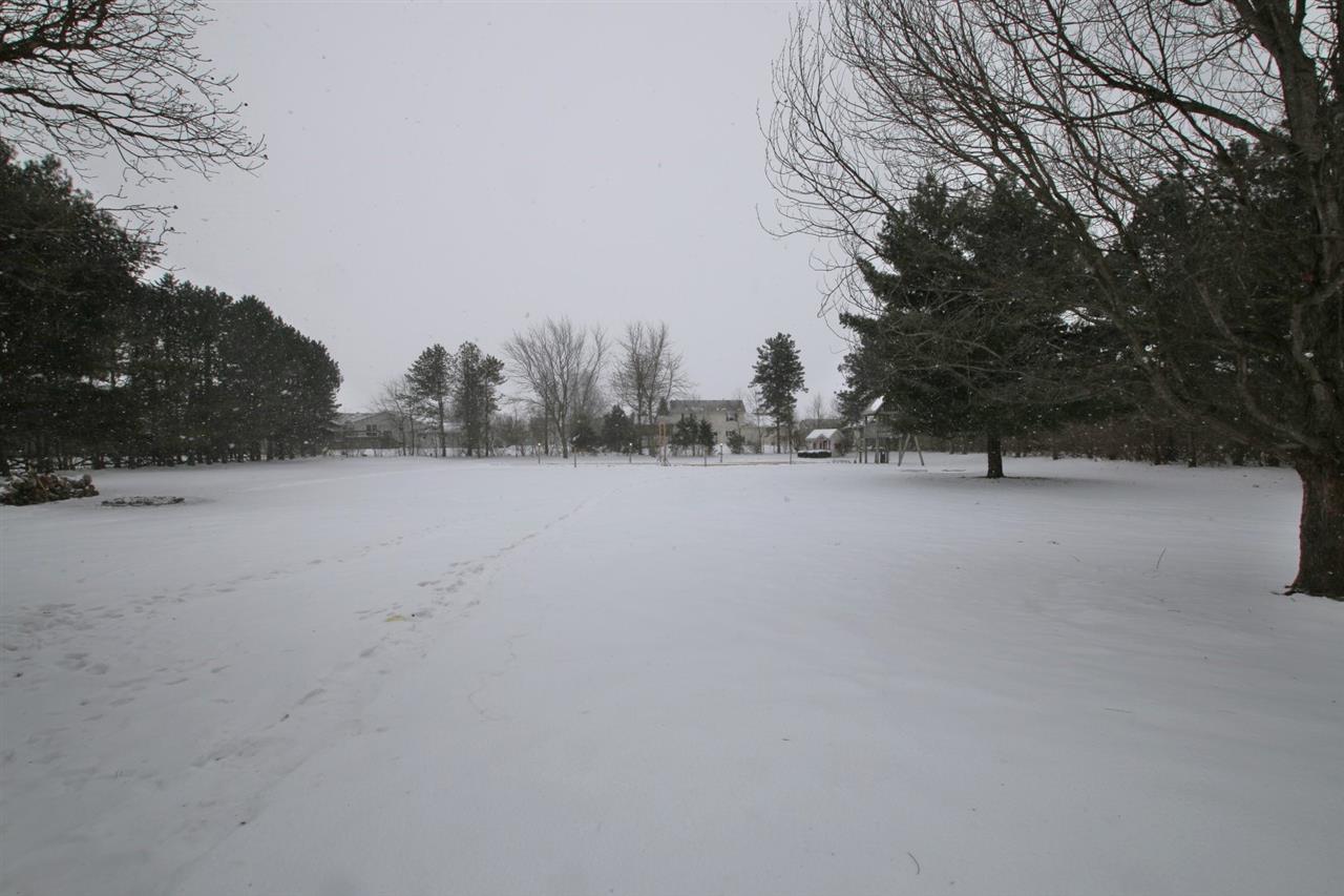 1810 Santa Fe Road Washington, IL 61571 - Photo 6 of 36 Gallery Image 6