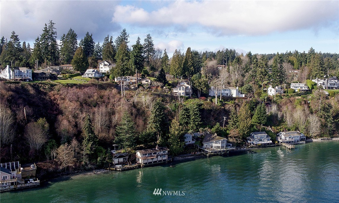 10658 Northeast Valley Road Bainbridge Island, WA 98110 - Photo 25 of 25 Gallery Image 25