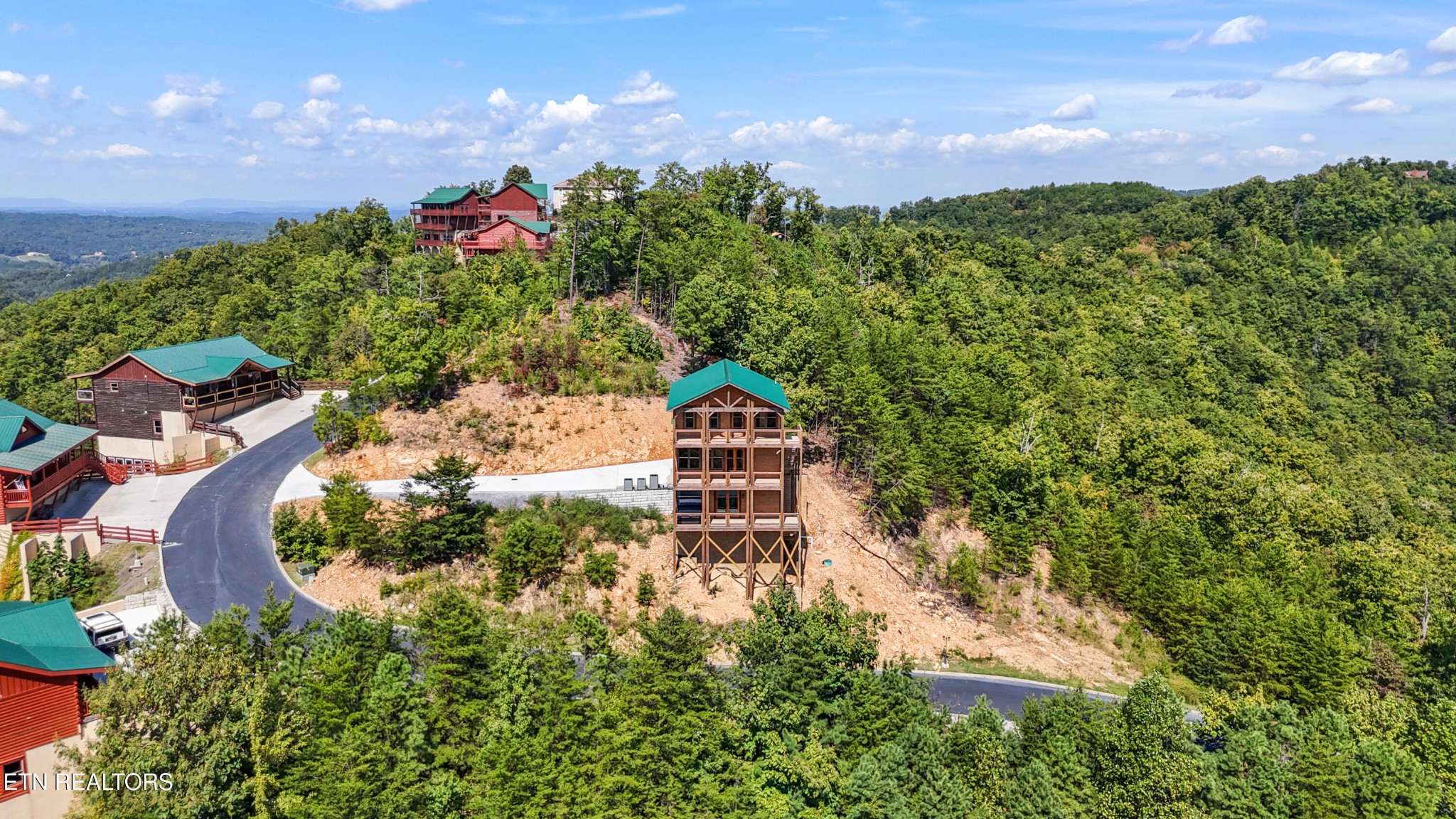 2412 Mountain Ridge Way Sevierville, TN 37862 - Photo 49 of 52 Gallery Image 49
