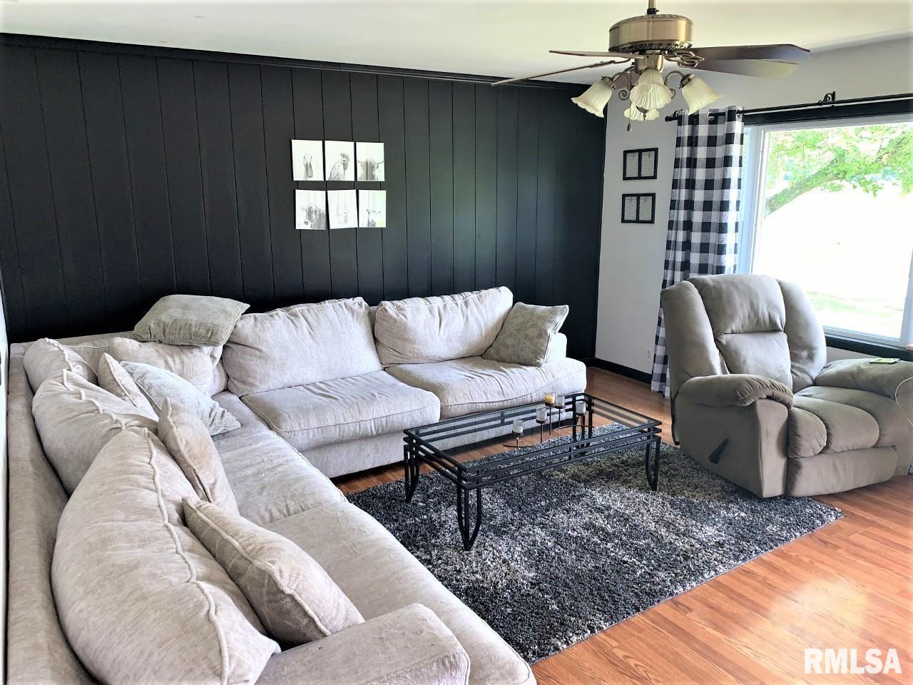 939 Country Club Road Metropolis, IL 62960 - Photo 8 of 24