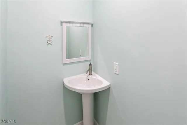 $449,000 | 4610 Southeast 5th Place, Unit 302, Cape Coral, FL 33904