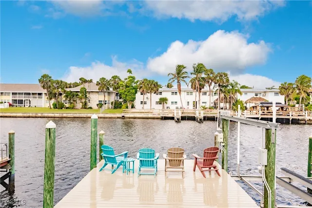 $449,000 | 4610 Southeast 5th Place, Unit 302, Cape Coral, FL 33904