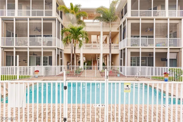 $449,000 | 4610 Southeast 5th Place, Unit 302, Cape Coral, FL 33904