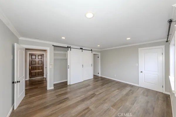 wooden floor in an empty room with wooden floor