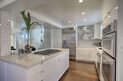 $1,010,000 | 2413 Nassau Lane, Fort Lauderdale, FL 33312