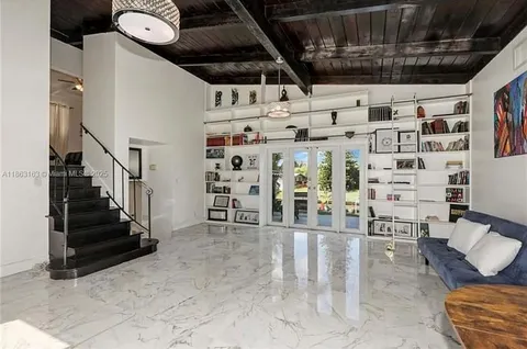 $1,010,000 | 2413 Nassau Lane, Fort Lauderdale, FL 33312