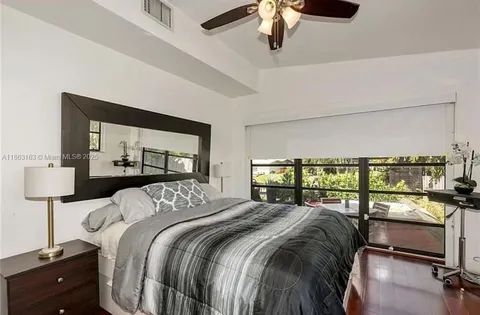 $1,010,000 | 2413 Nassau Lane, Fort Lauderdale, FL 33312