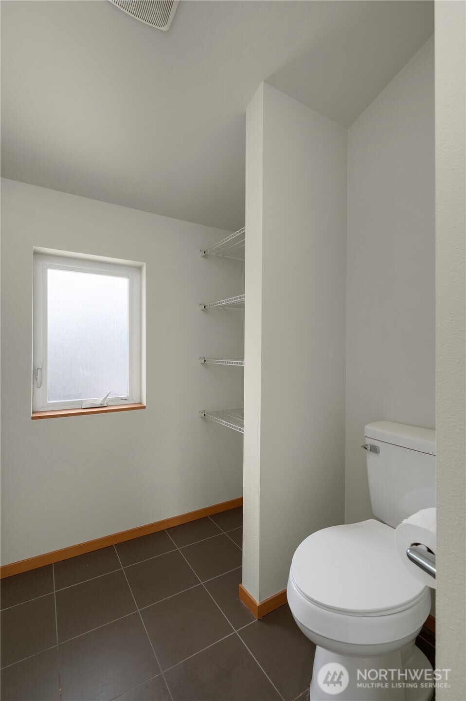 4000 14th Avenue South, Unit B Seattle, WA 98108 - Photo 9 of 19 Gallery Image 9