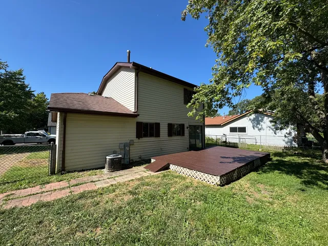 $250,000 | 3094 Timber Hill Lane, Aurora, IL 60504