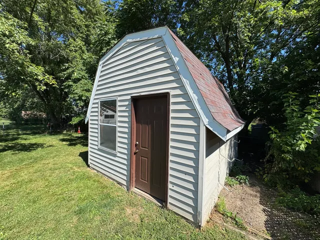 $250,000 | 3094 Timber Hill Lane, Aurora, IL 60504