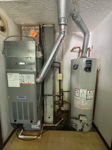 $250,000 | 3094 Timber Hill Lane, Aurora, IL 60504