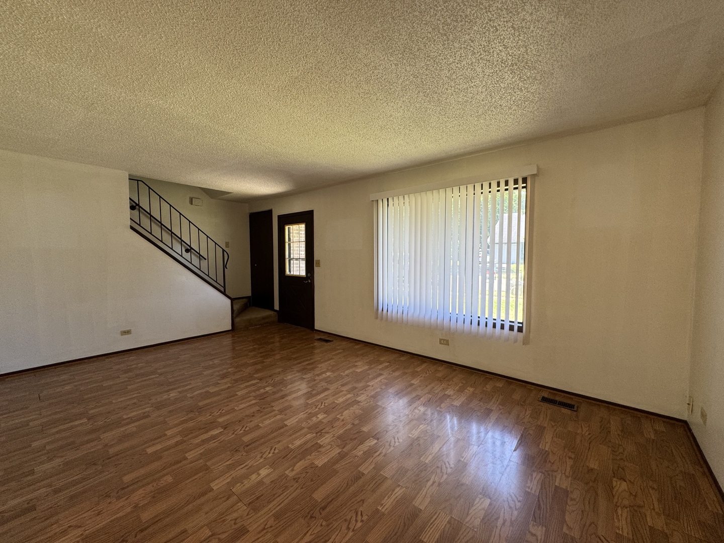 3094 Timber Hill Lane Aurora, IL 60504 - Photo 2 of 19