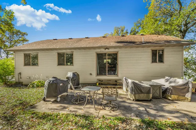 $334,900 | 1914 North Benton Drive, Sauk Rapids, MN 56379