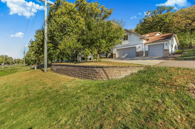 $334,900 | 1914 North Benton Drive, Sauk Rapids, MN 56379