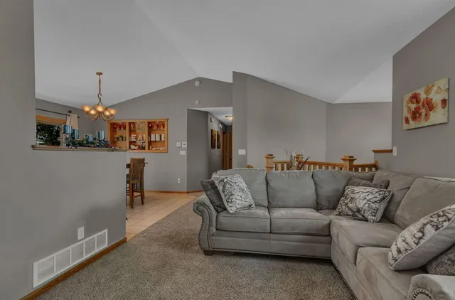 $334,900 | 1914 North Benton Drive, Sauk Rapids, MN 56379