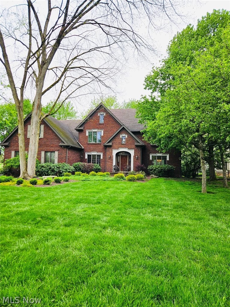 8615 Raintree Run Youngstown, OH 44514 - Photo 1 of 47
