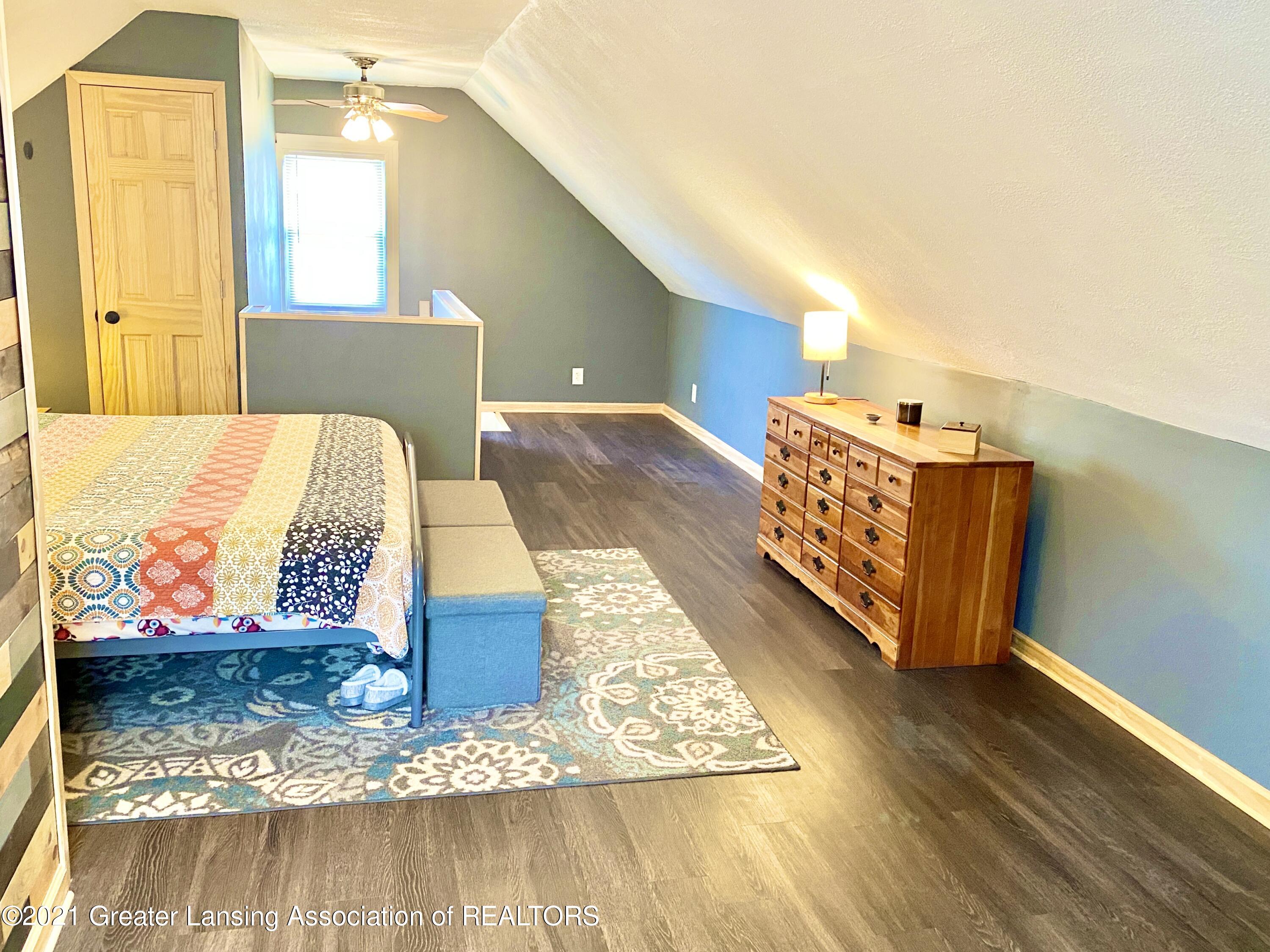611 Riley Street Lansing, MI 48910 - Photo 20 of 41 Master Bedroom