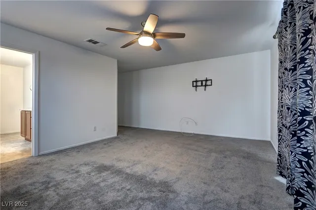$2,195 | 5821 Petrified Tree Lane, North Las Vegas, NV 89081