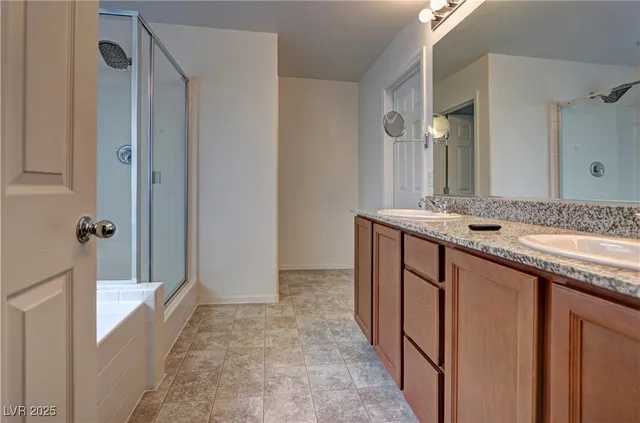 $2,195 | 5821 Petrified Tree Lane, North Las Vegas, NV 89081