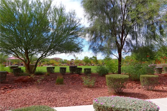 $2,195 | 5821 Petrified Tree Lane, North Las Vegas, NV 89081