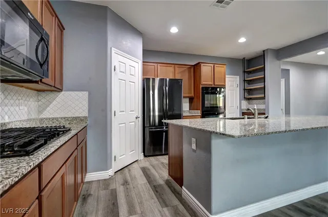 $2,195 | 5821 Petrified Tree Lane, North Las Vegas, NV 89081