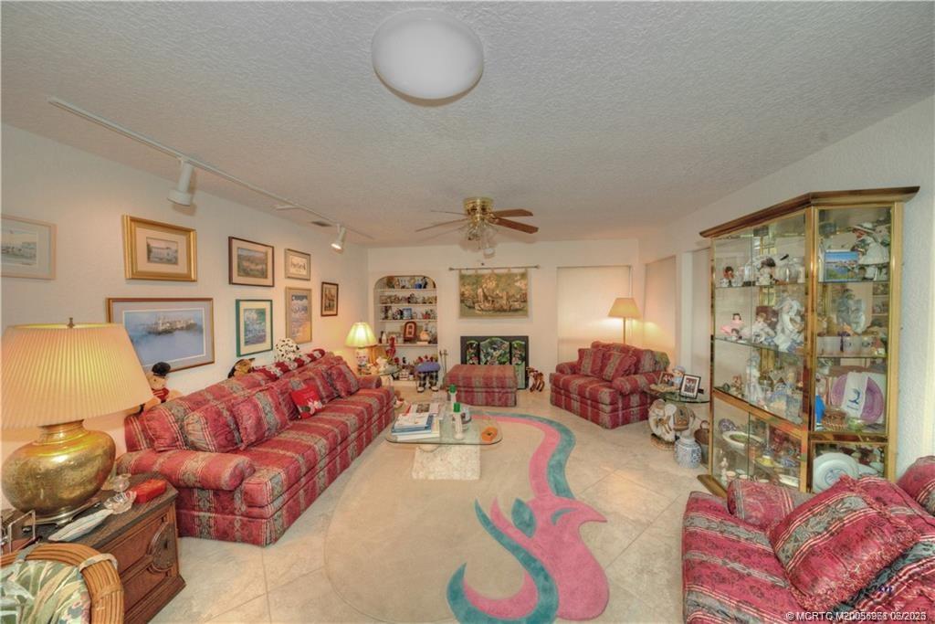 5220 Southeast Burning Tree Circle Stuart, FL 34997 - Photo 6 of 20