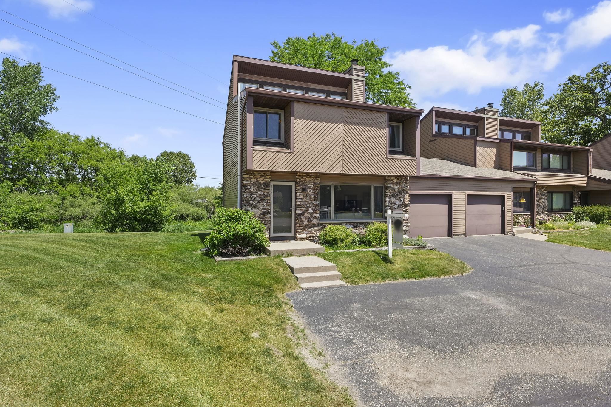 545 Knightsbridge Road, Unit 545 Waunakee, WI 53597 - Photo 41 of 42