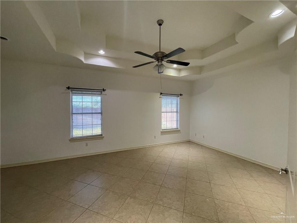 1000 South Flag Street Pharr, TX 78577 - Photo 7 of 24 a view of an empty room with a window