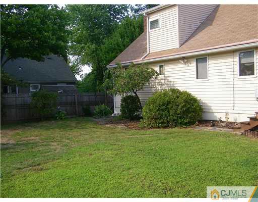 36 Bramhall Road Colonia, NJ 07067 - Photo 9 of 10 Gallery Image 9