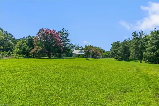 $375,000 | 3433 Rolling Road, High Point, NC 27265