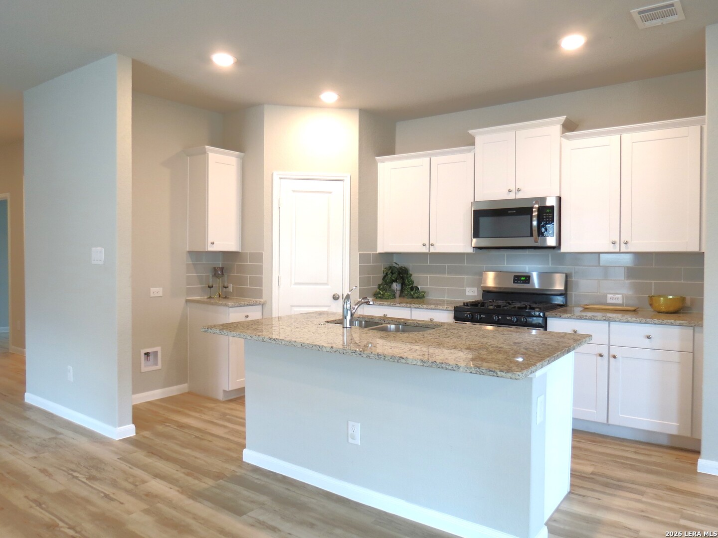 31678 Untrodden Way Bulverde, TX 78163 - Photo 4 of 23