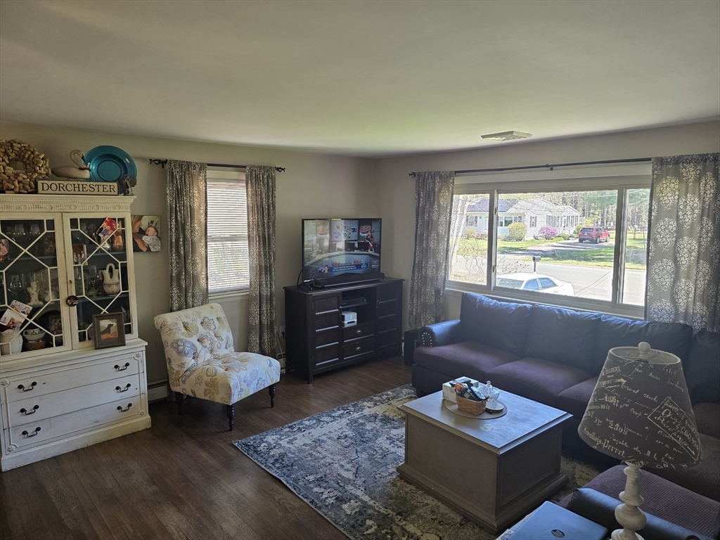9 Hawthorne Road Kingston, MA 02364 - Photo 12 of 27 Gallery Image 12