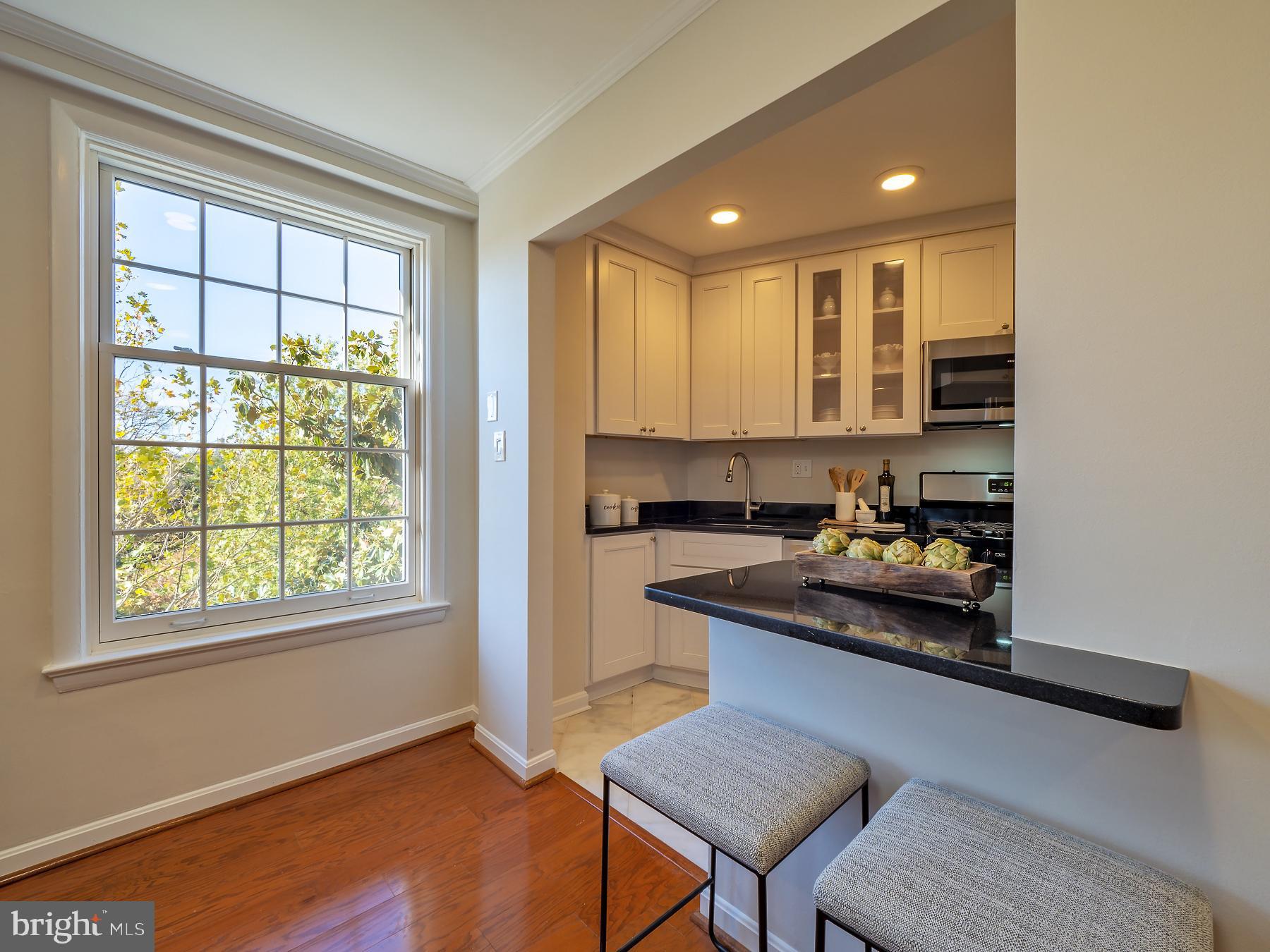 1880 Columbia Road Northwest, Unit 402 Washington, DC 20009 - Photo 14 of 43