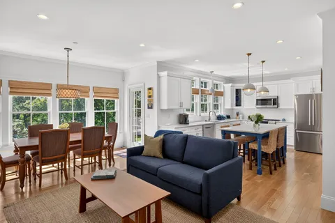 $1,295,000 | 1090 Shore Road, Unit 13, Pocasset, MA 02559