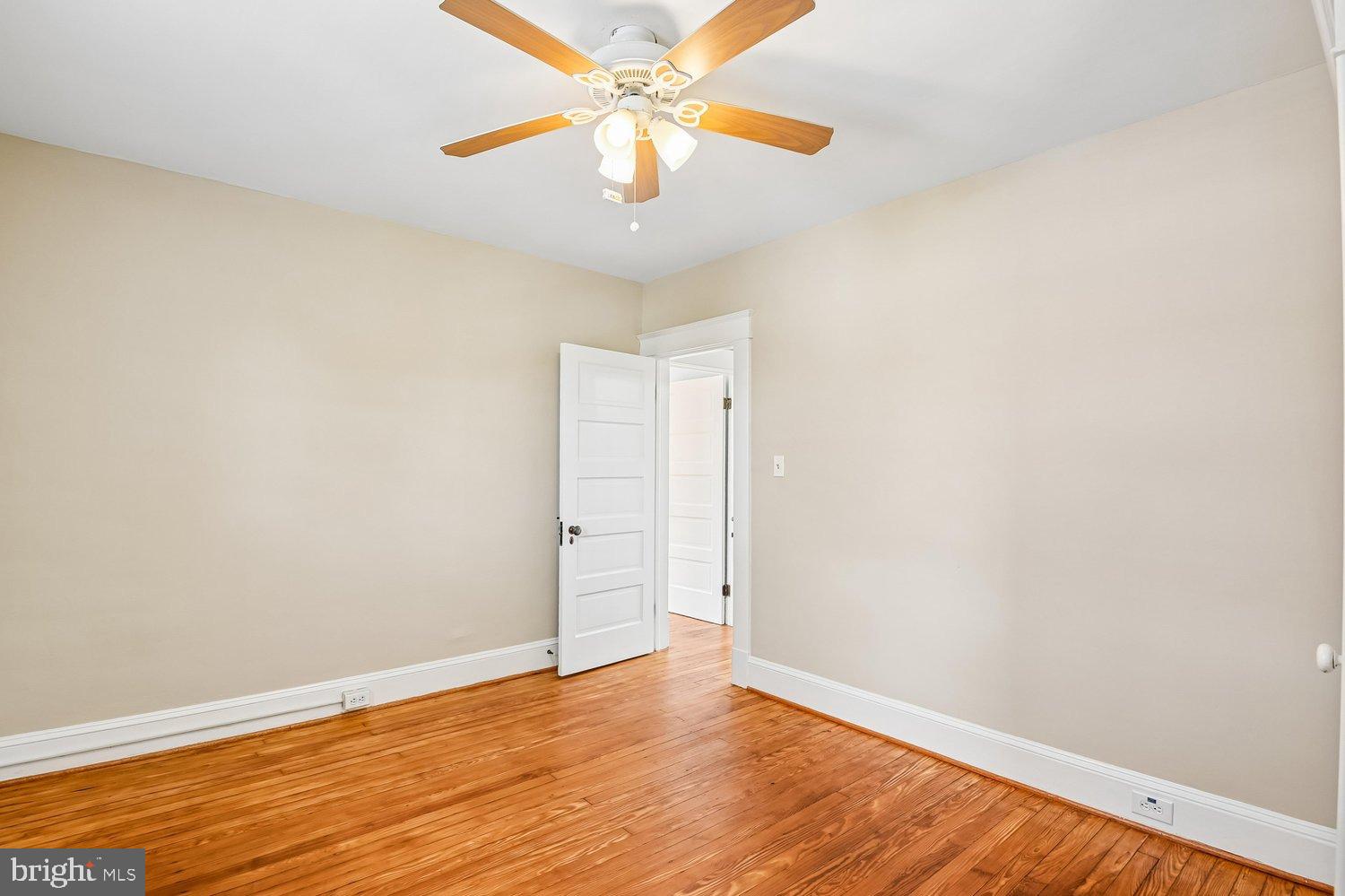 5306 Wendley Road Baltimore, MD 21229 - Photo 22 of 44 Bedroom #2