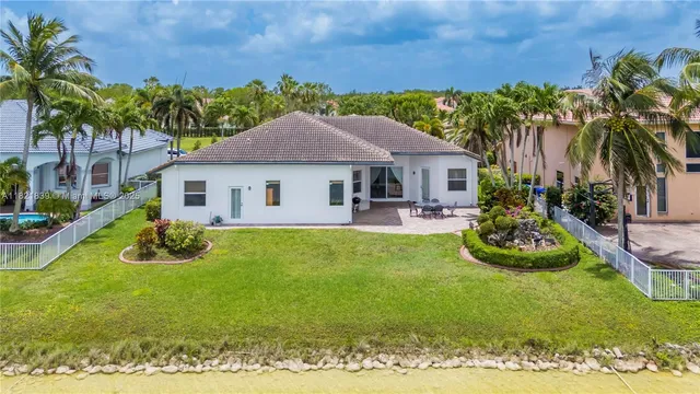 $1,195,000 | 18633 Southwest 24th Street, Miramar, FL 33029