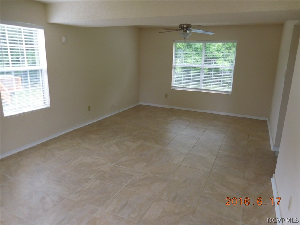 3829 Goodell Road Richmond, VA 23223 - Photo 4 of 11 an empty room with a window